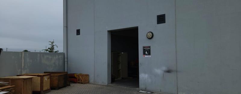 To Let commercial Property for Rent in Bonnie Brae Western Cape